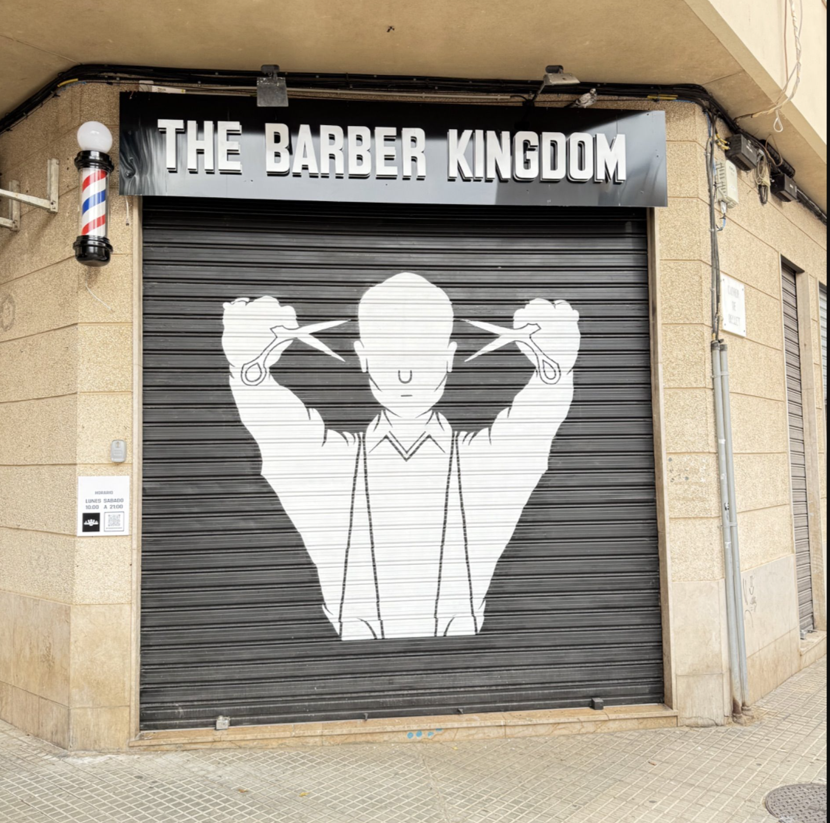 Fachada de The Barber Kingdom en Palma de Mallorca